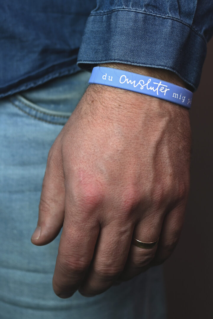 Silikonarmband i lavendel: Du omsluter mig