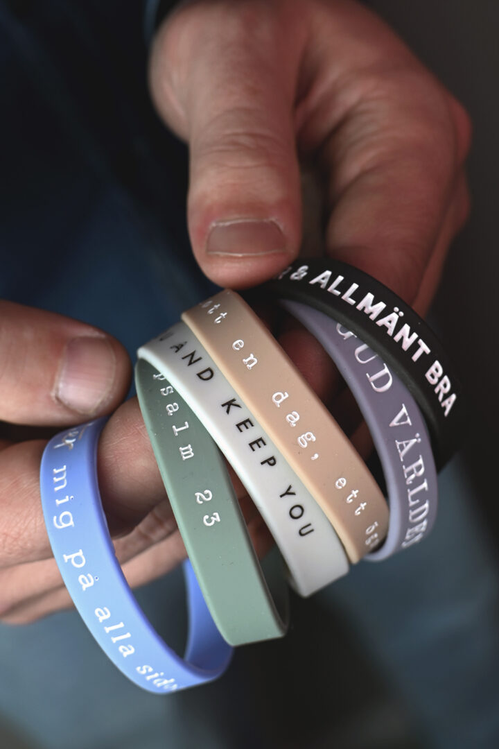 Silikonarmband i lavendel: Du omsluter mig