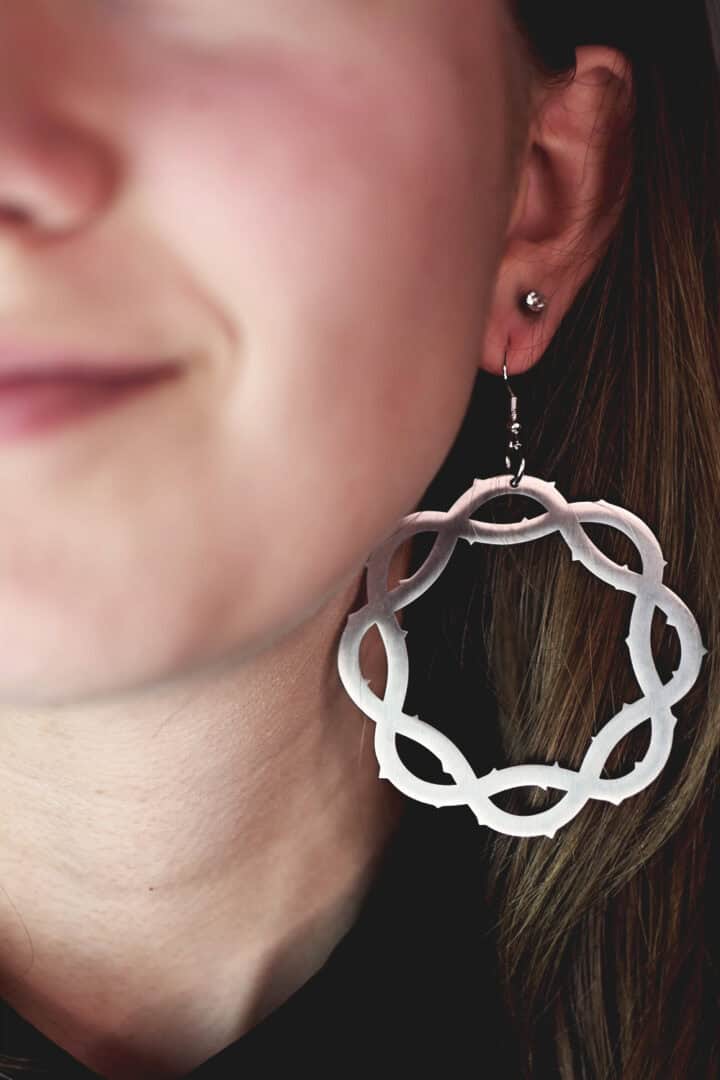 Stora örhängen: Crown of Thorns