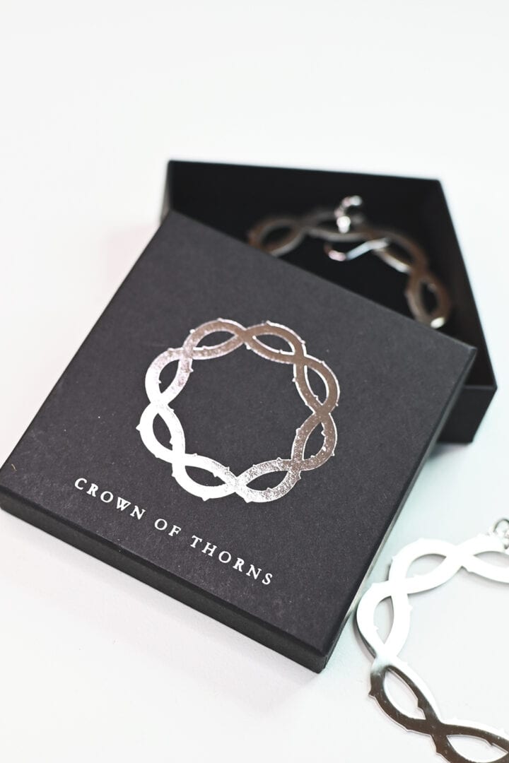 Stora örhängen: Crown of Thorns
